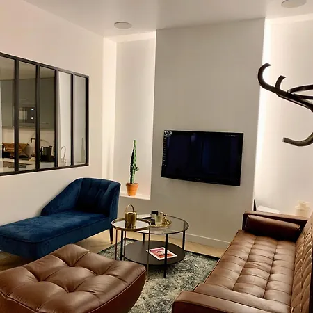 Charming Loft Style In Center Of Marais Paris